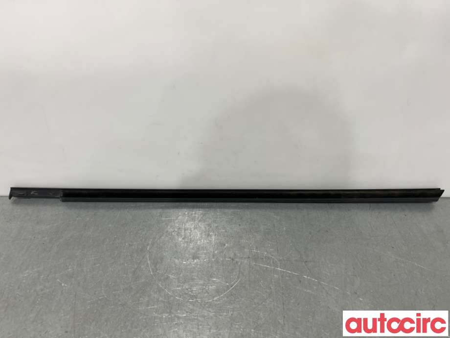 Lister til Renault Captur 2020-->> (Type II) (RENAULT|828208365R|)