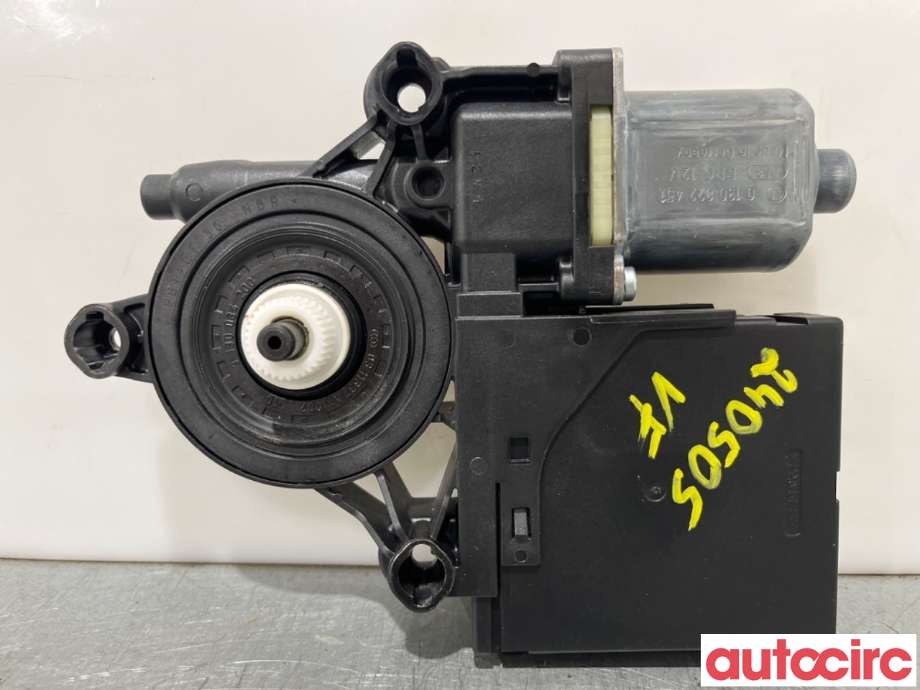 Ruteheis venstre foran til VW Passat 2011-2015 (B7) (B7) (VOLKSWAGEN|3AA959701A|919190-320|3AA959701)