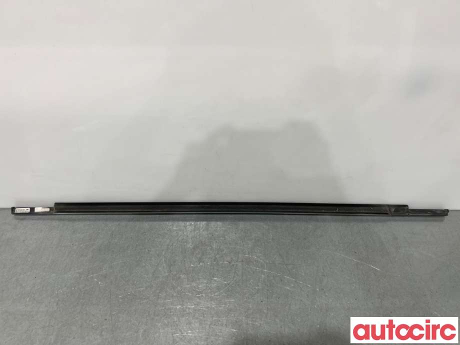 Lister til VW Passat 2011-2015 (B7) (B7) (VOLKSWAGEN|3AF839475A|)
