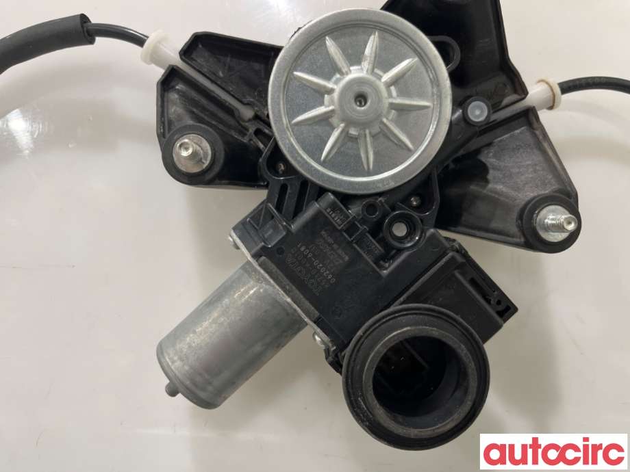 Ruteheis høyre bak til Toyota Yaris 2020-->> (Type IV) (TOYOTA|69830K0010|062020-6081|85710-K0010)