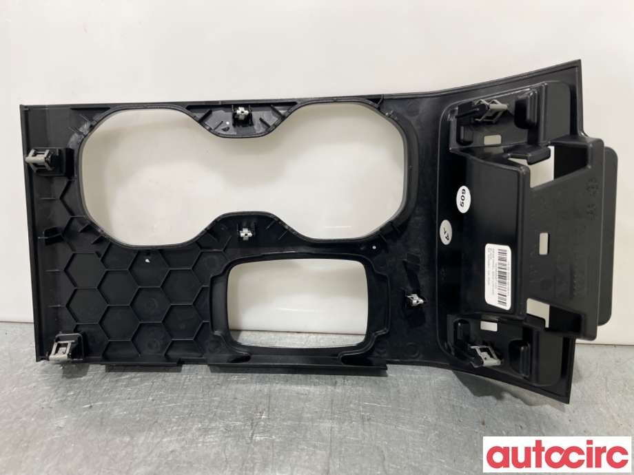 Diverse deler til Volvo XC40 2018-2024  (VOLVO|32262047|)