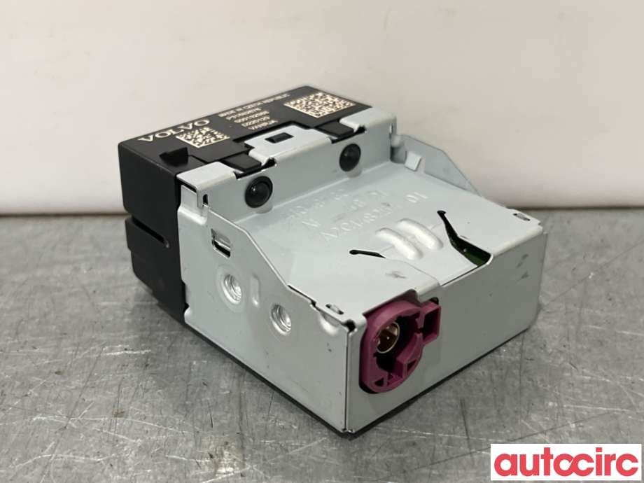 Diverse deler til Volvo XC40 2018-2024  (VOLVO|32375814||31682676)