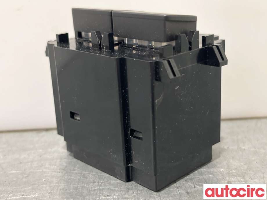 Bryter setevarme til Volvo XC40 2018-2024  (VOLVO|31456674|)