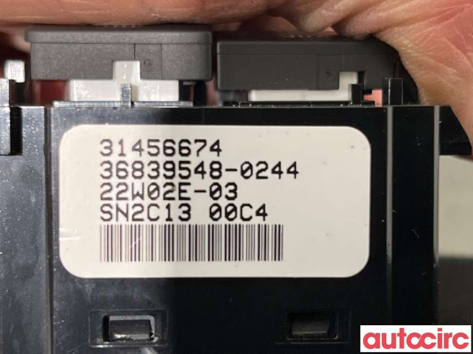 Bryter setevarme til Volvo XC40 2018-2024  (VOLVO|31456674|)