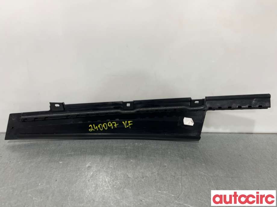 Lister til Volvo XC40 2018-2024  (VOLVO|31448391|)