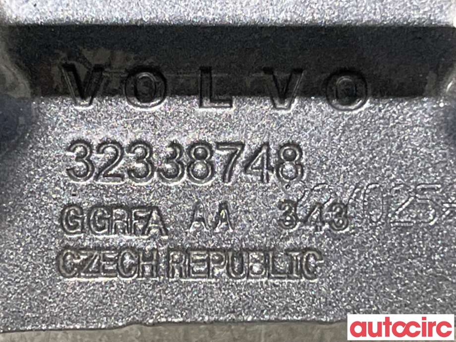 Hengsler til Volvo XC40 2018-2024  (VOLVO|32338749||32338748)