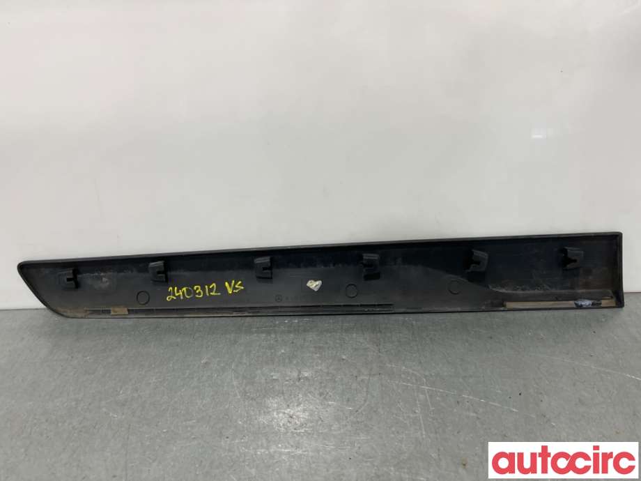 Lister til Mercedes Citan 2012-2021 (W415) (W415) (MERCEDES|A4156971662|)