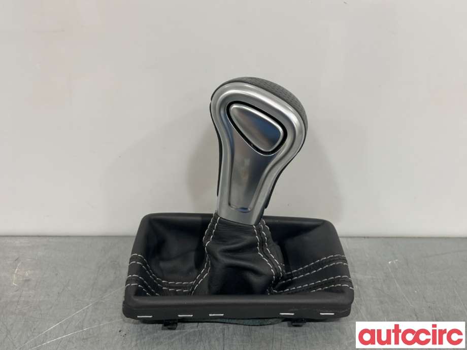 Diverse deler til Audi A6, 2011-2014 (Type IV, Fase 1) (C7) (C7) (AUDI|4G1713139P)