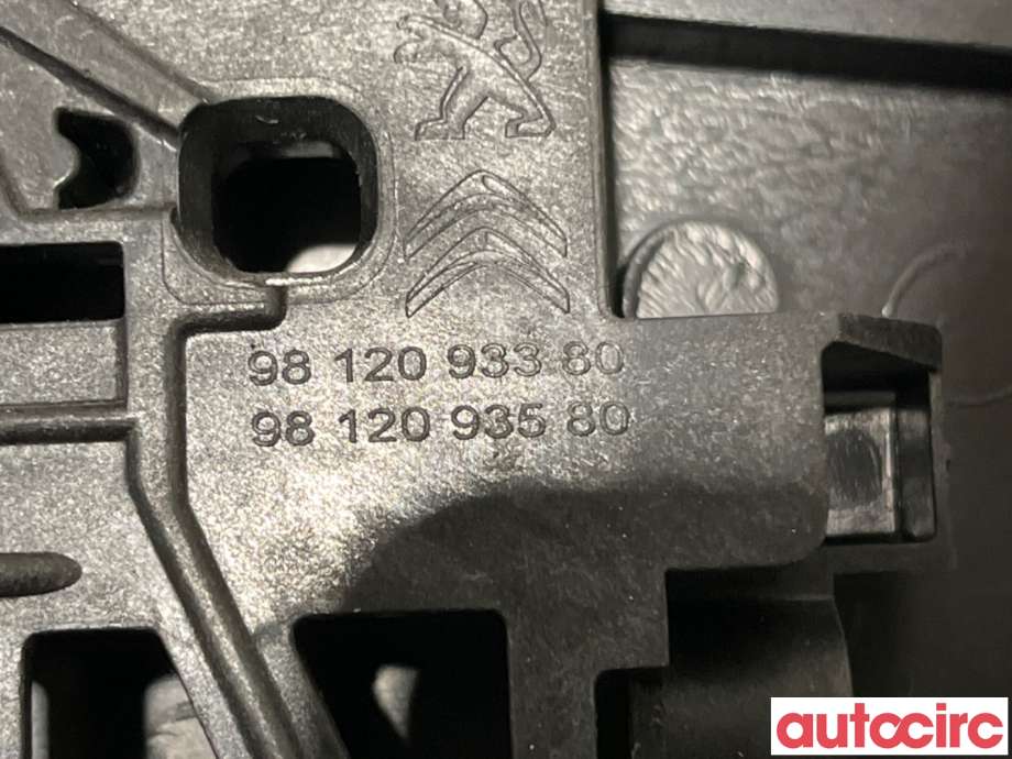 Dørhåndtak inv høyre til Peugeot Traveller 2017-->>  (PEUGEOT|9144C2||9812093380)