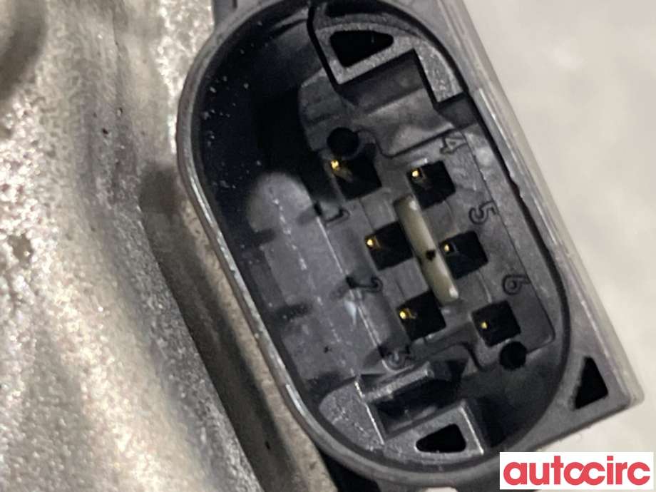 Spjeldhus til Volvo XC70 2008-2013 (Type II, Fase 1)  (VOLVO|31216665|0280750520)