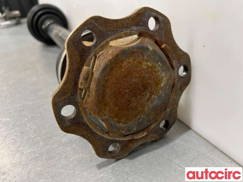 Drivaksel venstre foran til Audi Q5 2008-2012 (Type I, Fase 1)  (AUDI|8R0407271BX||8R0407271B)