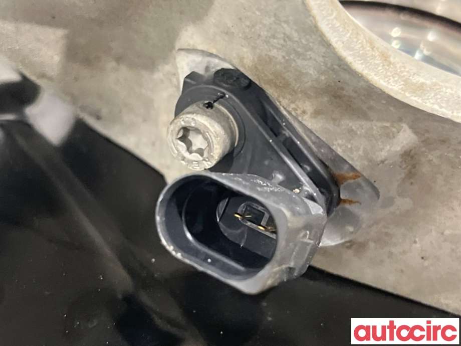 Hjulspindel høyre bak til VW ID.3 2020-->>  (VOLKSWAGEN|1EA505434N|)