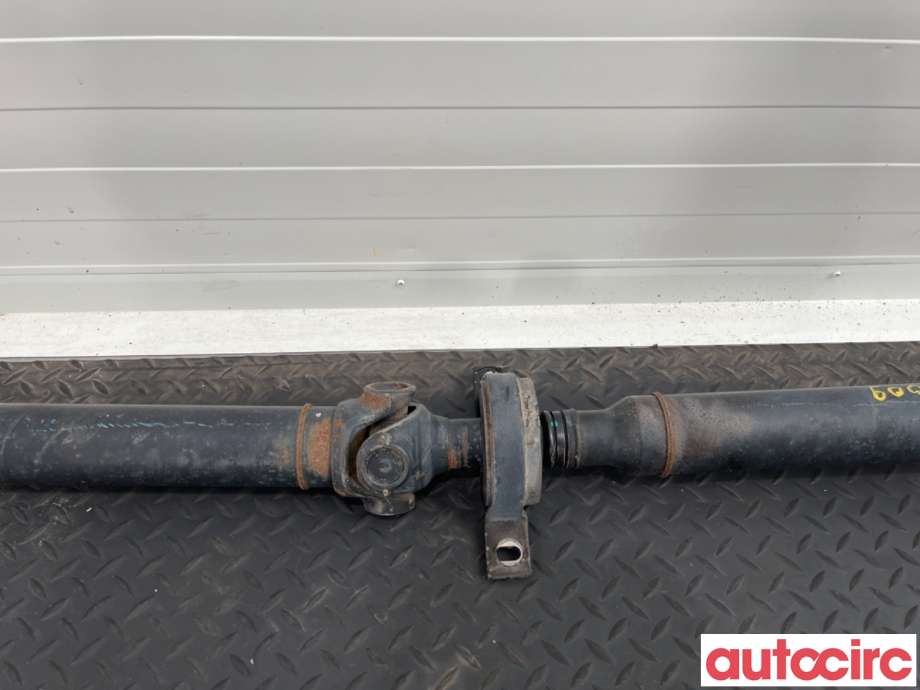 Mellomaksel til Mercedes Vito 2014-->> (W447) (W447) (MERCEDES|A4474101500|)