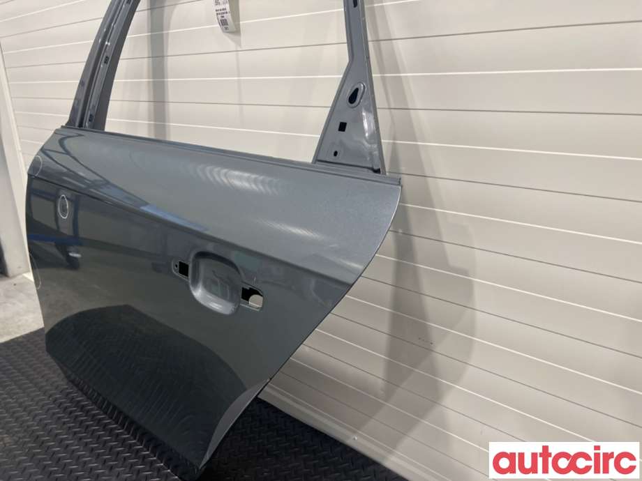 Dør venstre bak til Audi A4, Allroad 2009-2016 (Type I) (B8) (B8) (AUDI|8K9833051D|)