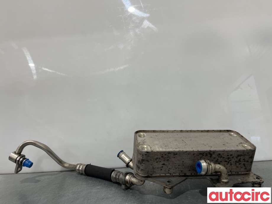 Oljekjøler til Audi A6 2011-2014 (Type IV, Fase 1) (C7) (C7) (AUDI|4G0317021M|V6883002|4G0317021AG)
