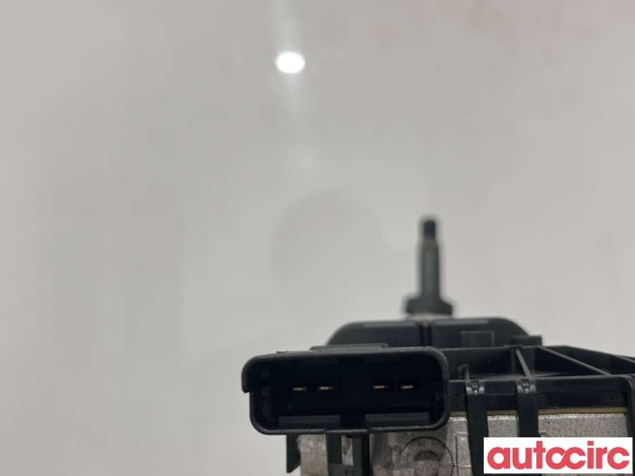Viskermotor frontrute til Peugeot 2008 2013-2019 (Type I)  (PEUGEOT|9673222580|0390241540)