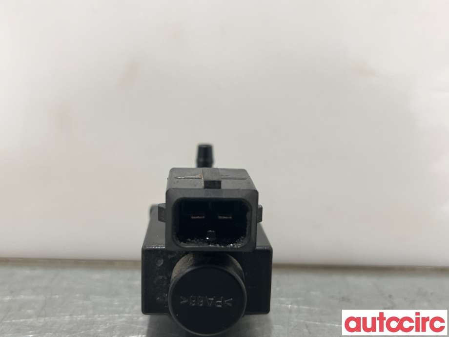 Vakuumventil til BMW 5-Serie 2010-2017 (F10/F11) (F10/F11) (BMW|11747810831|70231800|7810831)
