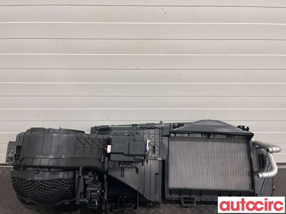 Diverse deler til Mercedes GLC 2015-2022 (X253) (X253) (MERCEDES|A2058309304|)