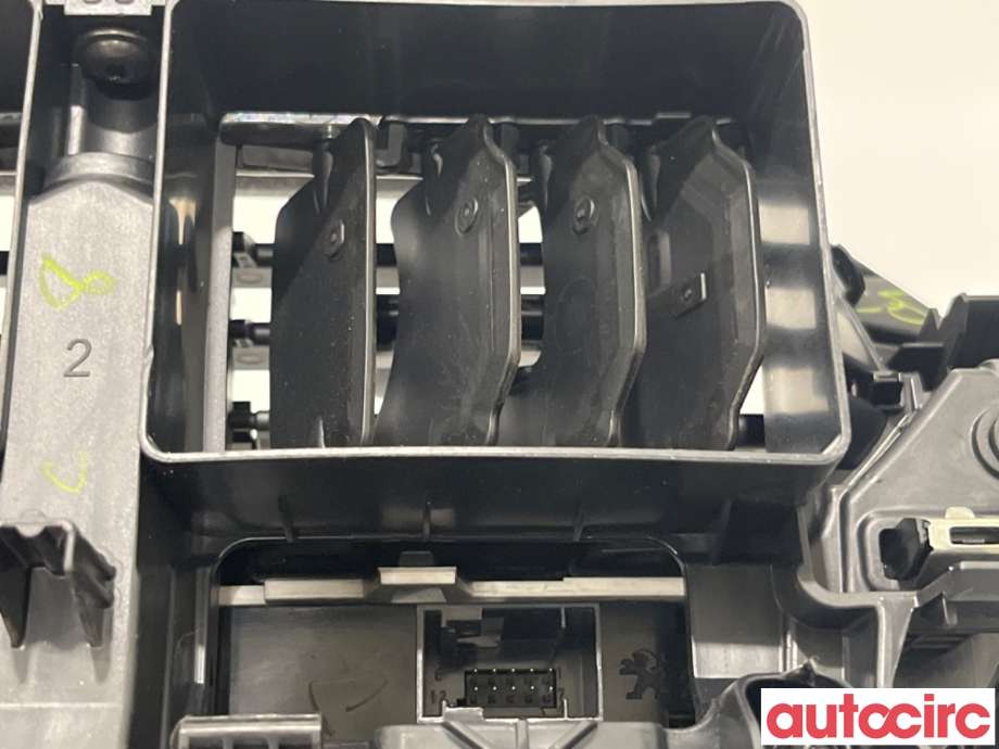 Bryter diverse til Peugeot 2008 2019-->> (Type II)  (PEUGEOT|98432311XU|)