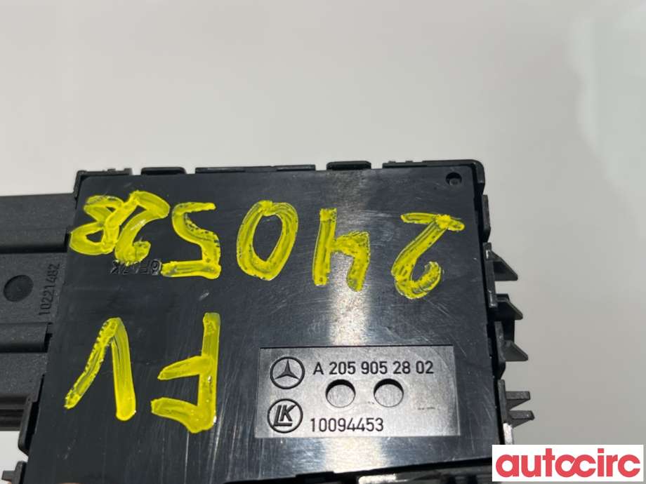 Bryter diverse til Mercedes GLC 2015-2022 (X253) (X253) (MERCEDES|A2059052802|)