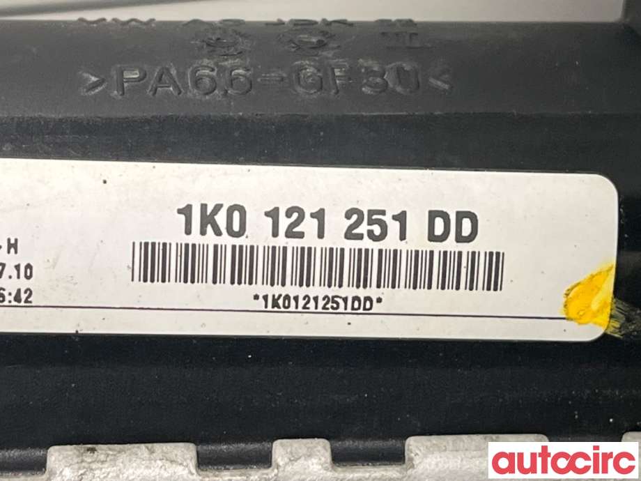 Radiator (manuell gir) til VW Touran 2010-2015 (Type I, Fase 3)  (VOLKSWAGEN|1K0121251DM||1K0121251AB)