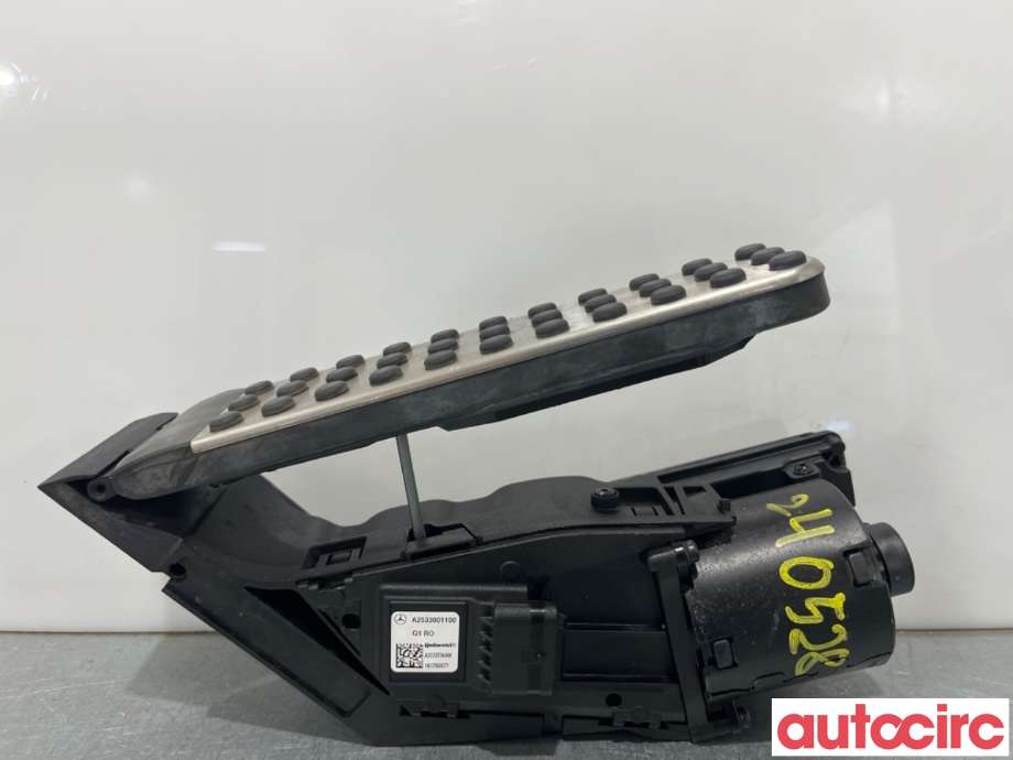 Pedal gass til Mercedes GLC 2015-2022 (X253) (X253) (MERCEDES|A2533001100|)