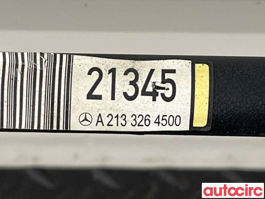 Stabilisatorstag bak til Mercedes E-Klasse 2016-2023 (W213) (W213) (MERCEDES|A2133264500|)