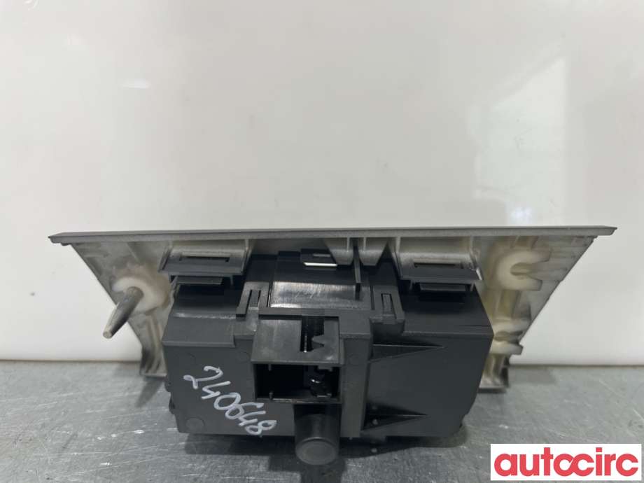 Bryter lys til BMW 3-Serie 2005-2011 (E90/E91/E92/E93) (E90/E91/E92/E93) (BMW|61316932794|33600102|6932794)