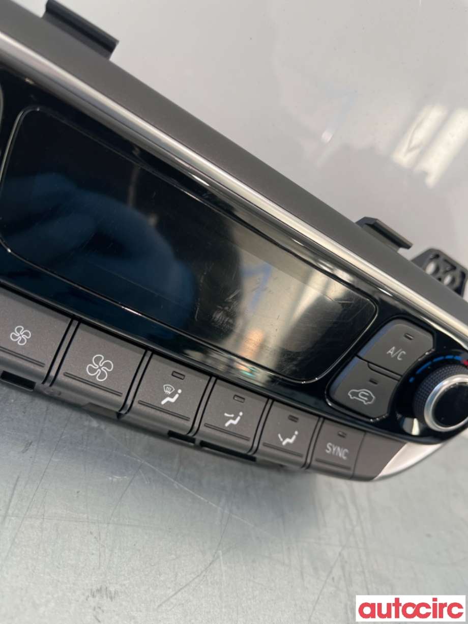 Varmeapparat betjening til Hyundai i30 2017-2020 (Type III) (HYUNDAI|97250G4250VCA||97250G4250PMP)