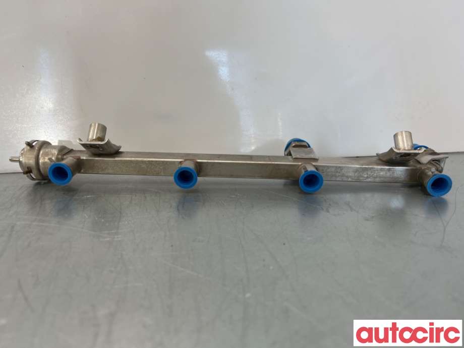 Dyseskinne (fuelrail) til Saab 9-3 2008-2011 (Type II, Fase 2)  (SAAB|55354709||55556681)