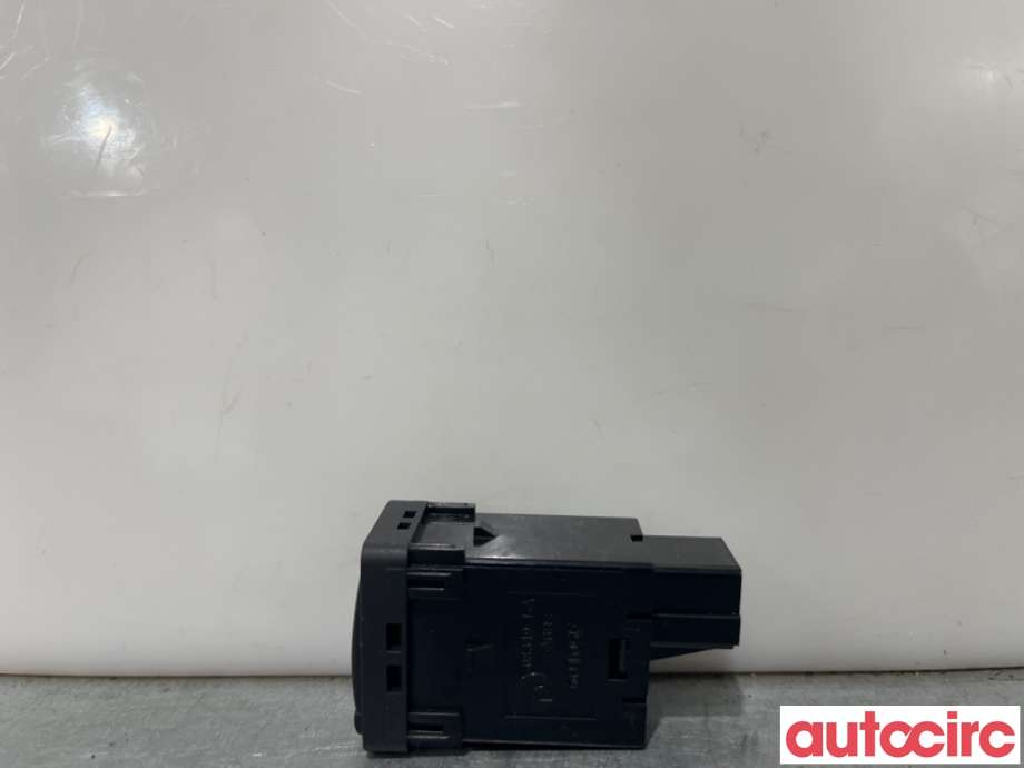 Bryter Antispinn til Nissan Qashqai 2014-2021 (Type II)  (NISSAN|251454CL0A|)