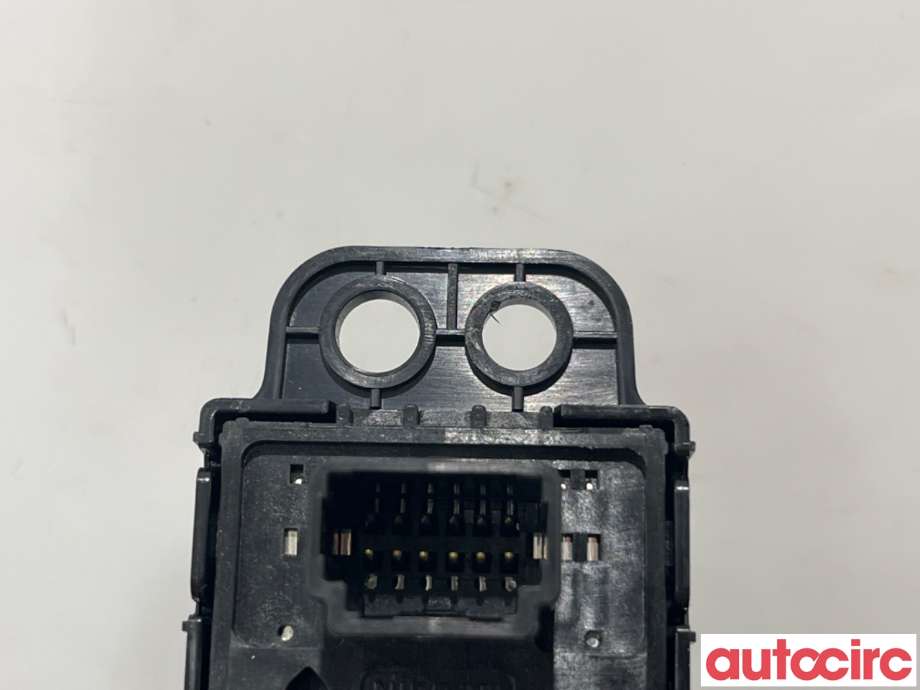 Bryter elektrisk håndbrekk/parkbrems til Nissan Qashqai 2014-2021 (Type II)  (NISSAN|251754BA0A||251754BA0B)