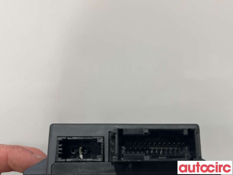 Diverse deler til Audi A8 2003-2010 (Type II) (AUDI|4E0907468H|)