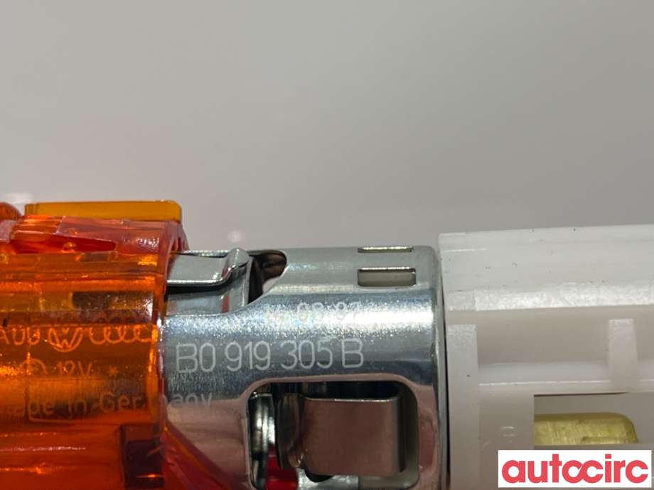 Innredning diverse til Audi A8 2003-2010 (Type II) (AUDI|4B0919305B|)