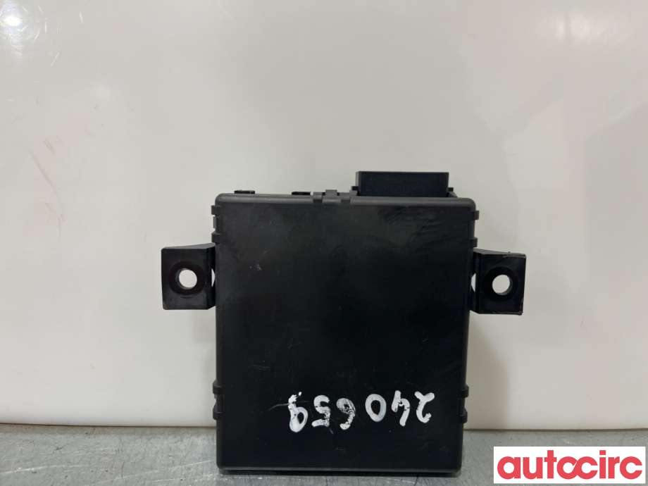 Diverse deler til Audi A5 2007-2016 (Type I)  (AUDI|8T0907468T|)