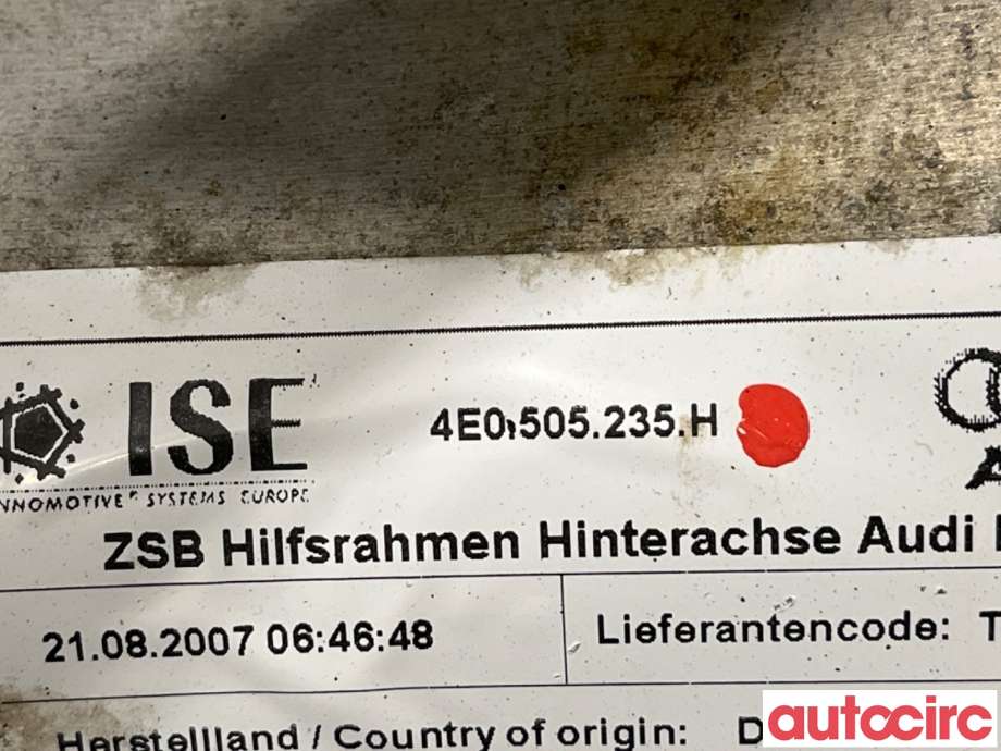 Travers bak til Audi A8 2003-2010 (Type II) (AUDI|4E0505235H|)