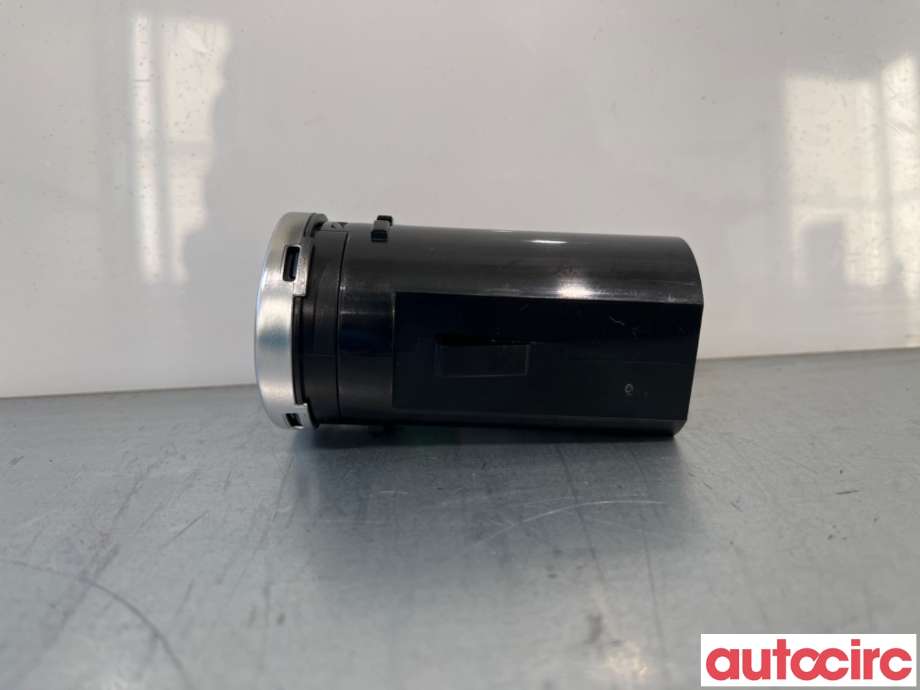 Bryter start/stopp til Hyundai i30 2017-2020 (Type III) (HYUNDAI|95430G3500|)