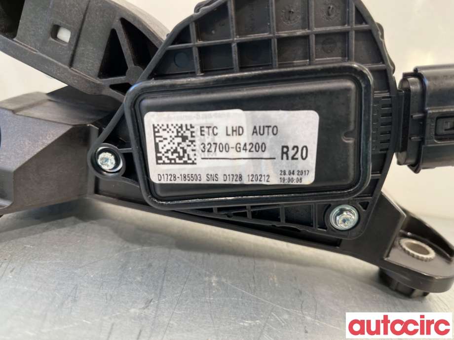 Pedal gass til Hyundai i30 2017-2020 (Type III)  (HYUNDAI|32700G4200|)