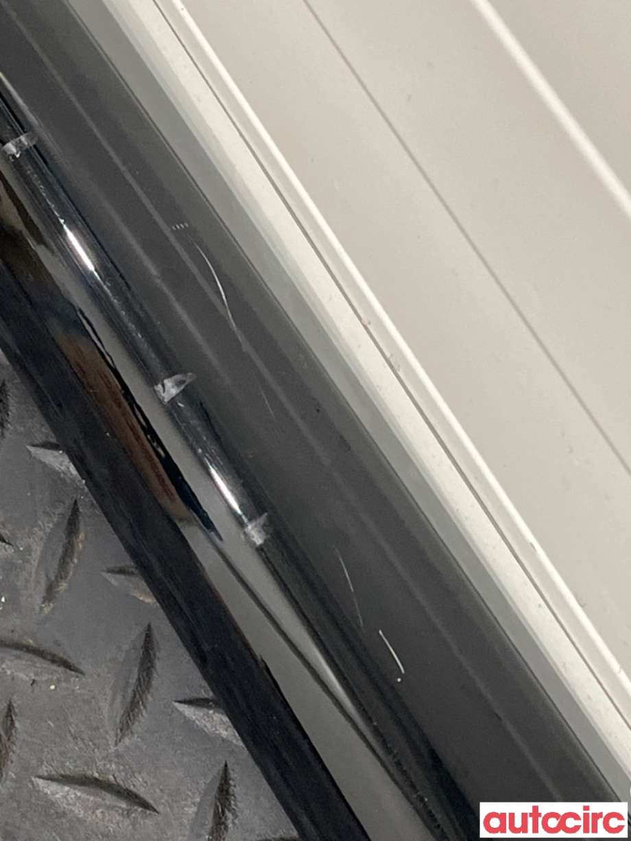 Takrails til Peugeot 2008 2019-->> (Type II)  (PEUGEOT|98257240XY|)