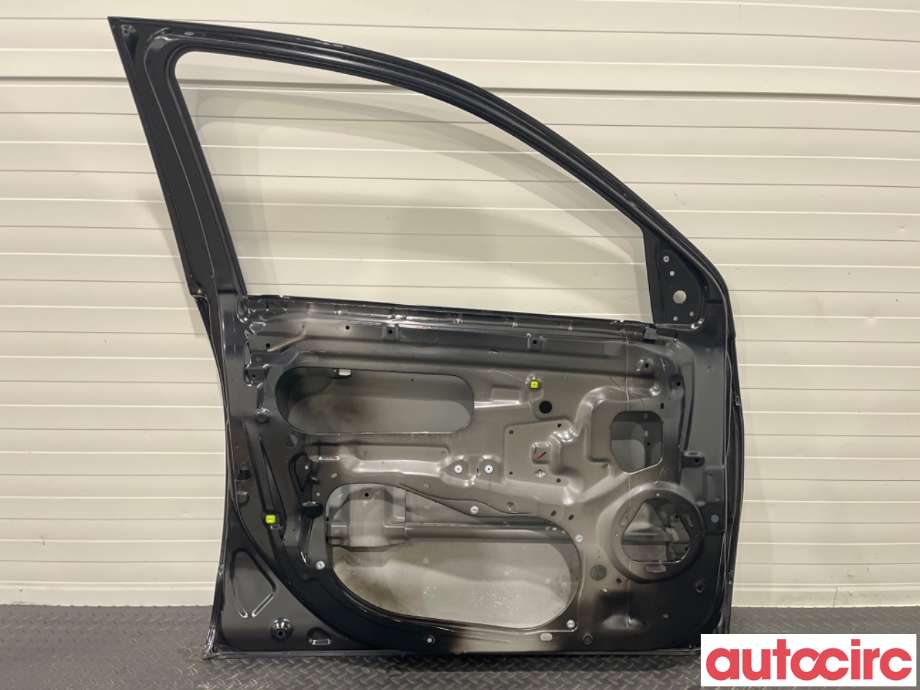 Dør venstre foran til Mitsubishi Outlander 2010-2012 (Type II, Fase 2)  (MITSUBISHI|5700B395|)