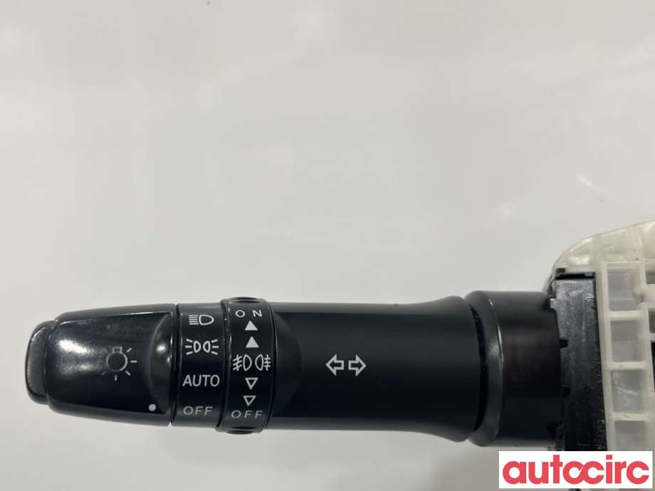 Bryter combi til Mitsubishi Outlander 2010-2012 (Type II, Fase 2)  (MITSUBISHI|8600A304|)