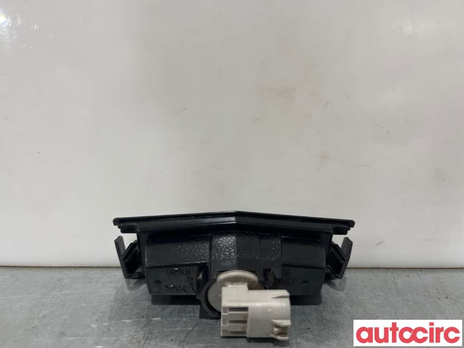 Skiltlys til Mazda 2 2015-2019 (Type III, Fase 1)  (MAZDA|D50E-51-270|)