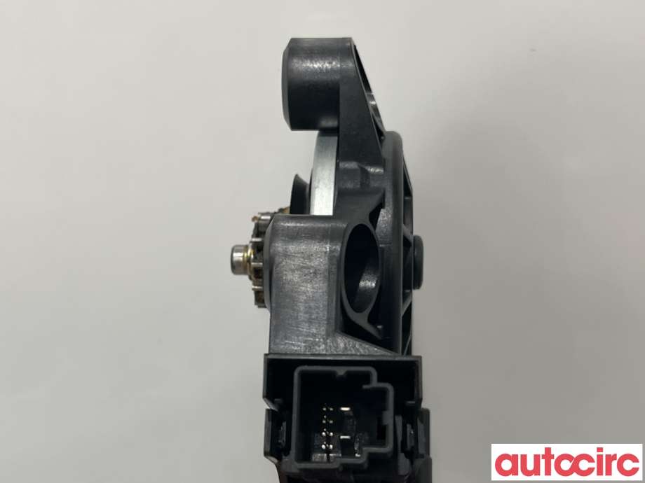 Ruteheis venstre foran til Volvo XC70 2008-2013 (Type II, Fase 1)  (VOLVO|30699645|970713-101|)