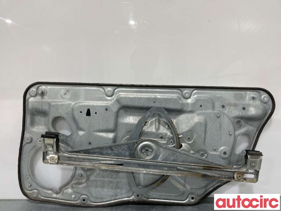 Ruteheis til Volvo XC70 2008-2013 (Type II, Fase 1)  (VOLVO|30784509|)