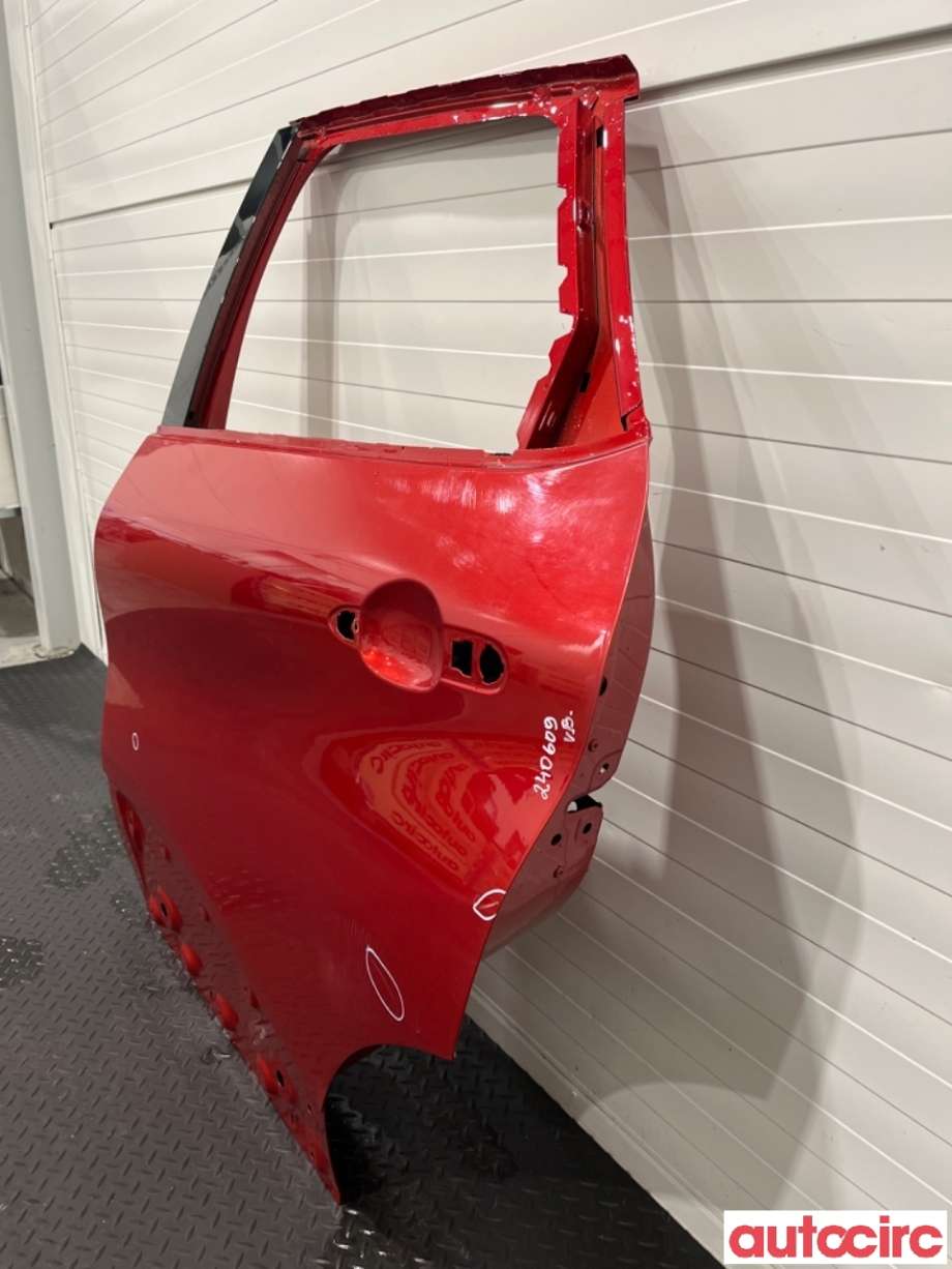 Dør venstre bak til Renault Captur 2013-2020 (Type I)  (RENAULT|821012117R|)