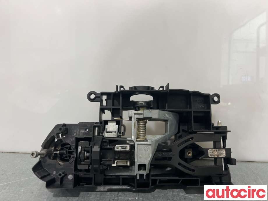 Dørhåndtak utv høyre foran til BMW 5-Serie 2010-2017 (F10/F11) (F10/F11) (BMW|51227276242||51217175650)