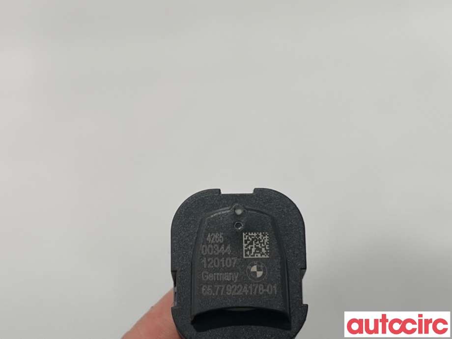 Airbag sensor høyre til BMW 5-Serie 2010-2017 (F10/F11) (F10/F11) (BMW|6577224178|)