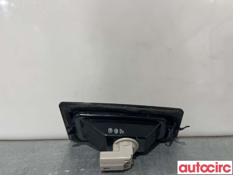 Skiltlys til Mazda CX-3 2015-2022  (MAZDA|B45A-51-2L0B|)