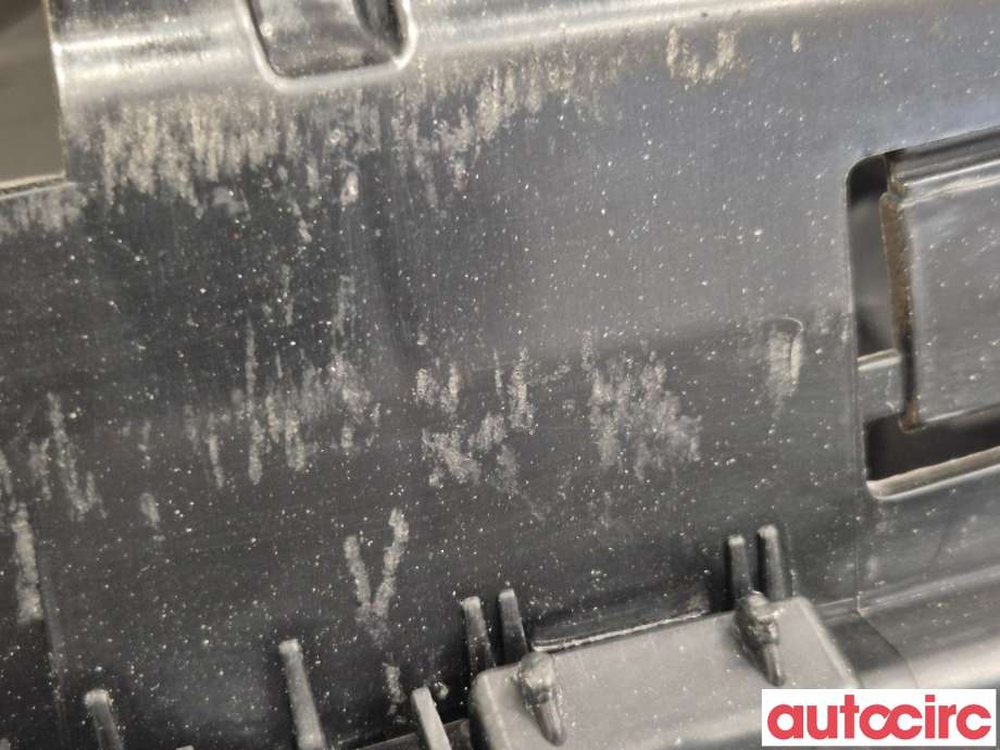 Støtfanger bak midtre del til Peugeot 2008 2013-2019 (Type I)  (PEUGEOT|9808626980||9678050980)
