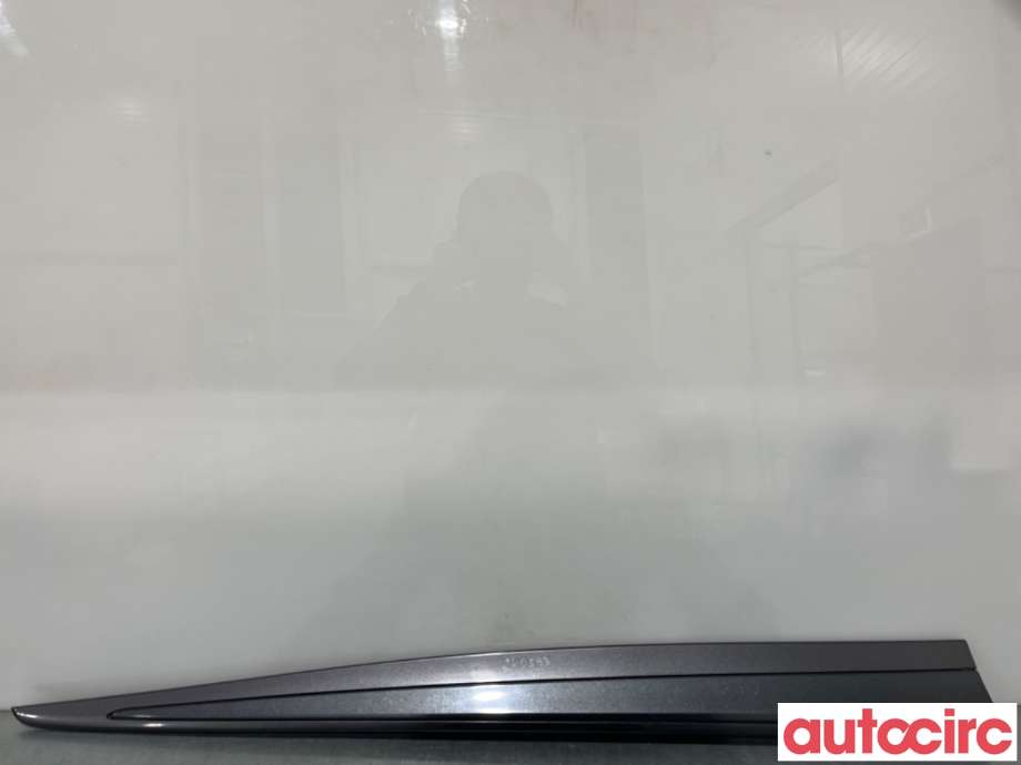 Lister til Toyota Yaris 2014-2020 (Type III, Fase 2) (TOYOTA|757320D200|)